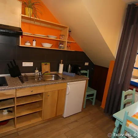 House Apartment *